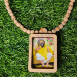 Tulsi Mala With Pendant (Locket) Premanand Ji Maharaj Image Small Size