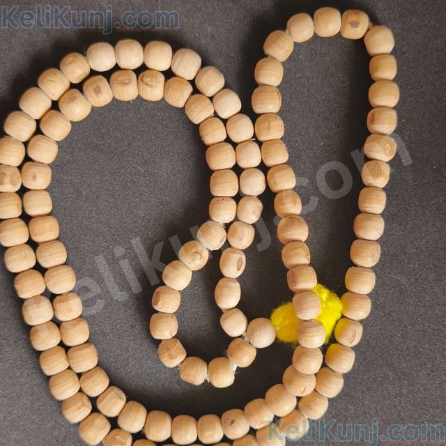 Radhavallabh Sampradaya Tulsi Japa Mala Without Knot(Bina gaanth) 10mm